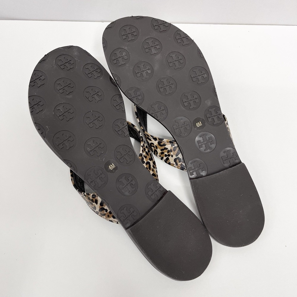 Tory Burch Thora Flats Sandals Shoes Animal Print Barely Worn Size 6 M - Picture 6 of 6